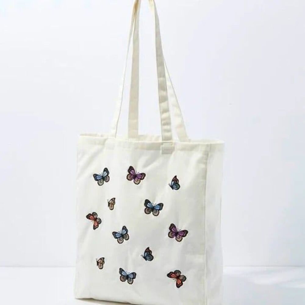 ♡ NWT American Eagle Butterfly Tote Bag ♡